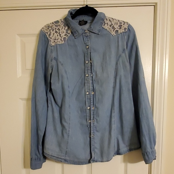 RUE21 JEAN BUTTON DOWN - Picture 1 of 3